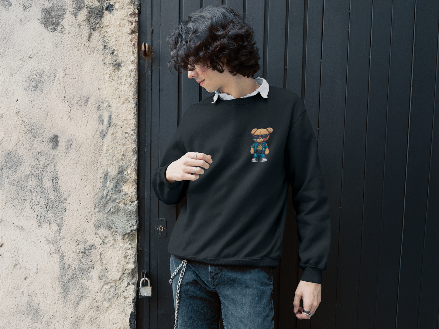 XBACKROOM “Bear on the Edge” Sweater